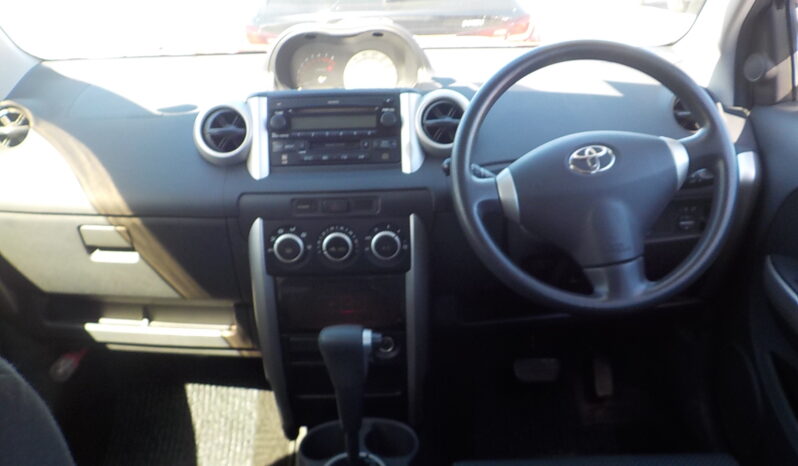 
								2002 TOYOTA IST F L-ED 1300CC full									